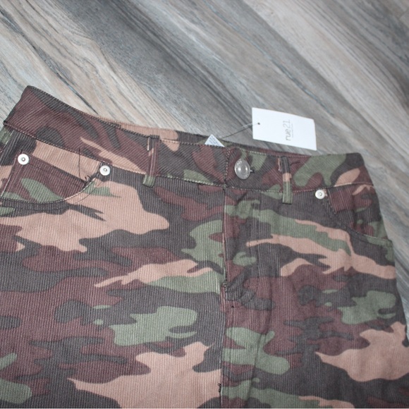 Rue21 Mini Skirt - Picture 2 of 12